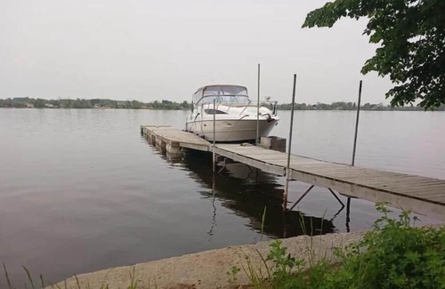 Pincourt Chalet De Ski | Amazing waterfront sunset. Chalet close to mtl.