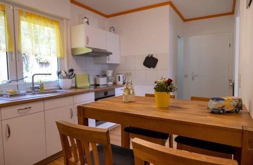 Bad Wildungen Appartement | Ferienwohnung mit Bergblick