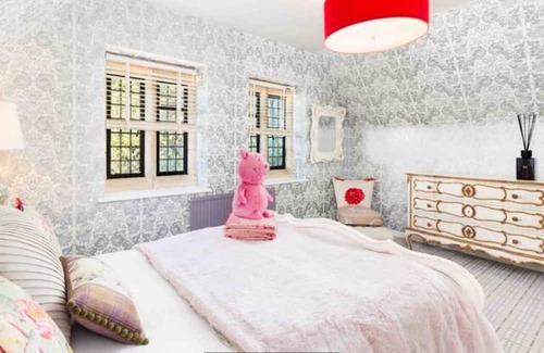 Wickhamford Cabine | Piglet Lodge Cotswolds