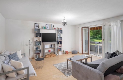 Meilen District Appartement | Schöne Wohnung 10 min von Zürich See Netflix/wifi/parkplatz