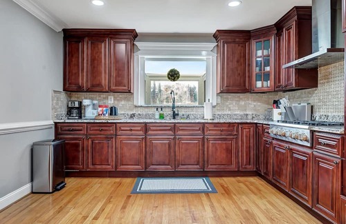 Lenni Maison | Relaxing 5BR Family Home w/Fire Pit & Pool Table