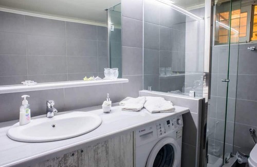 Nea Chalkidona Appartement | Fine homey & cosy apartment with patio near metro!