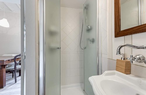 Settignano Appartement | Apartment "Olive Loft - Settignano" with Shared Garden & Wi-Fi