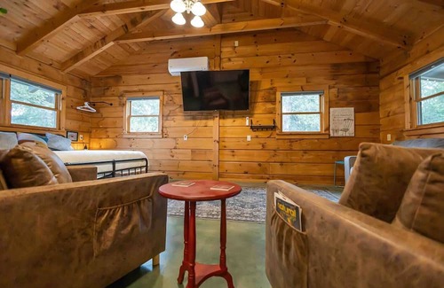 Checotah Appartement | Guest Suite with Hot Tub