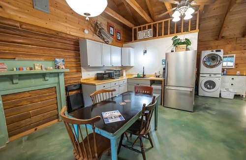 Checotah Appartement | Guest Suite with Hot Tub
