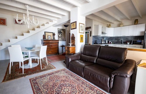 Marinella di Selinunte Villa | Villa 'Casa Leandro' with Sea View, Wi-Fi and Air Conditioning