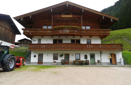 Tux Appartement | Gentian in the Aue holiday home