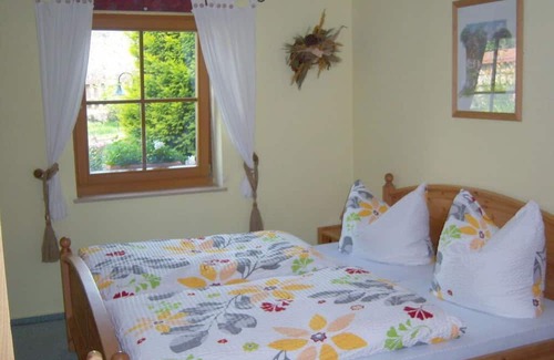 Oberloßnitz Appartement | Holiday home Bennostraße