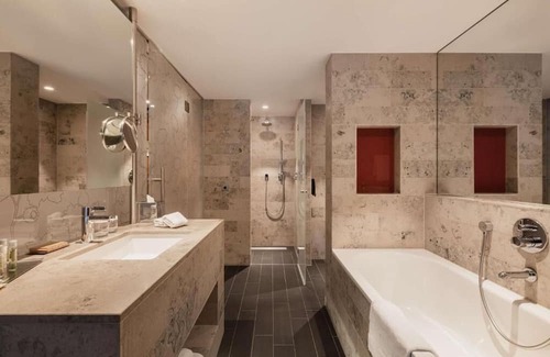 The Hague Center Maison | Experience Soothing Moments & LuxuryModern Unit for Business Travelers Near Alex