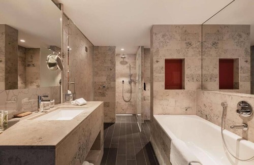 The Hague Center Maison | Excellent Choice! 3 Business-Friendly Spaces for Work Trip
