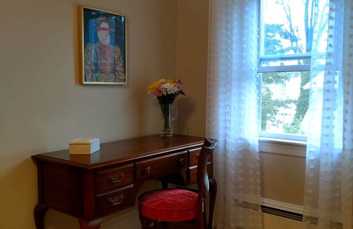 Pawtuxet Village Historic District Maison | A Curated Cape on the Cove....walk to shops and restaurants in seaside village.