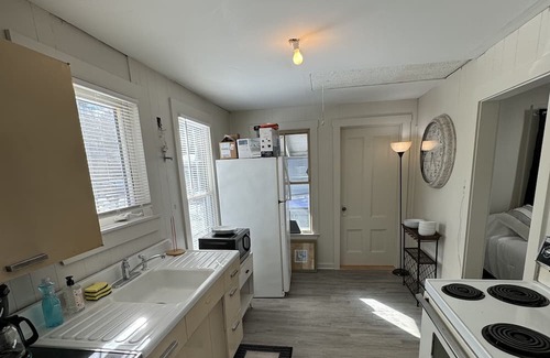 Sebago Maison | Cozy Home 1 bedroom, 1 bathroom home in Sebago, Maine next to Sebago Lake!