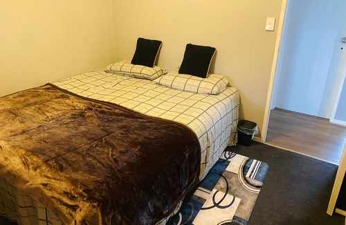 Ohinemutu Maison | Lake Side - Rotorua Town Central