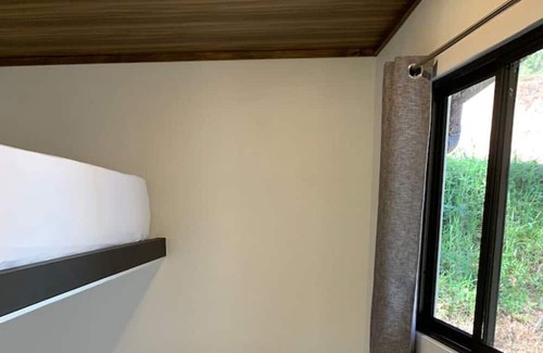 Uvita Cabine | Modern Jungle Cabana#9 - 4 Bedrooms with 2 King, 2 bunk beds and 2 bathrooms!
