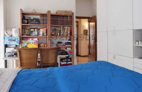 Bockenheim Appartement | 4 Moderne Zimmer für 8 Personen