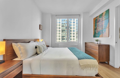 Manhattan Valley Appartement | Columbus Square 1 BR w/ Office by Anyplace - 11620
