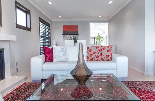Remuera Maison | Premier and Roomy 4BR Holiday Home in Auckland