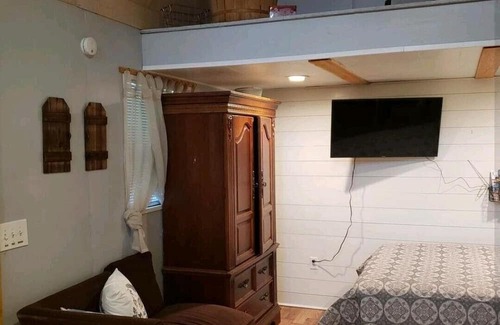 Lufkin Cabine | Blue Barn Tiny Home