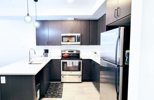 Ottawa Division Maison | New Build+PrimeTV+Movie+Games+Airport 10 mins