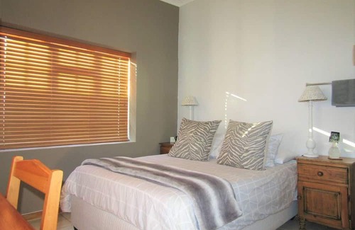 Calitzdorp Maison | Self Catering Cottages