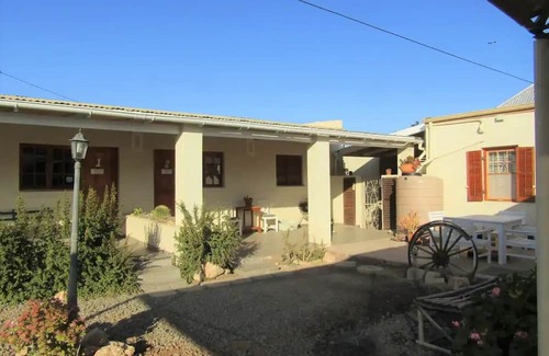 Calitzdorp Maison | Self Catering Cottages