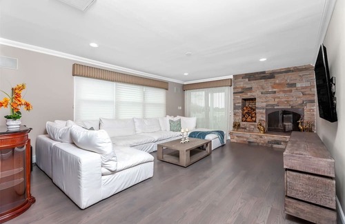 Lido Beach Maison | Water View Beach House with roof top deck and private beach