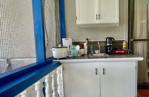 Koror Appartement | Ngermid Oasis - Studio With Kitchenette & Pool View