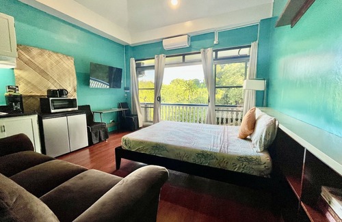 Koror Appartement | Ngermid Oasis - Spacious Studio Loft W/ Kitchen & Garden Views