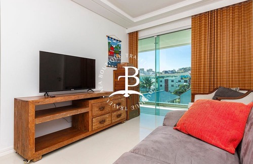 Quatro Ilhas Appartement | Just 30 seconds from the sand and incredible sea views