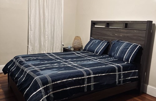 Washington Park Appartement | An apartment in quiet peaceful neighborhood with easy access to everything.