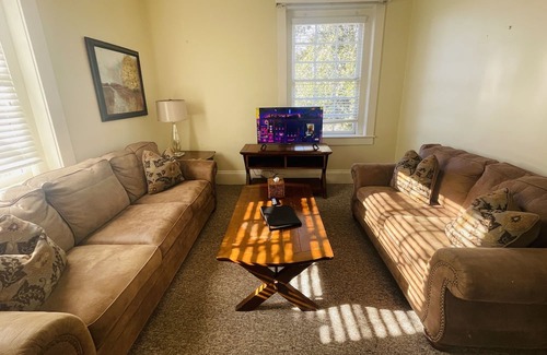 Clemmons Appartement | Take it easy at this unique and tranquil getaway