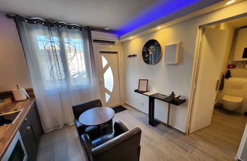 Saint-Assiscle Appartement | Studio Romantique Avec Jacuzzi