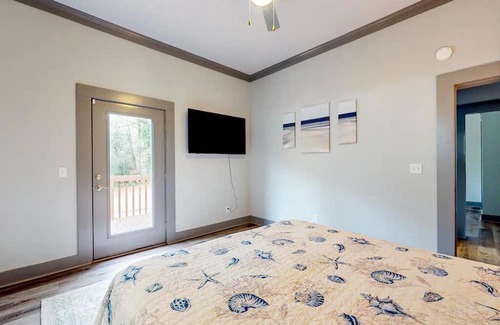 Enterprise Maison | In the Heart of Enterprise,12 minutes from Fort Novosel Enterprise Gate
