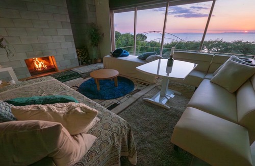 Futtsu Cabine | Glamping accommodation plan for 4 to 6 people no / Futtsu Chiba