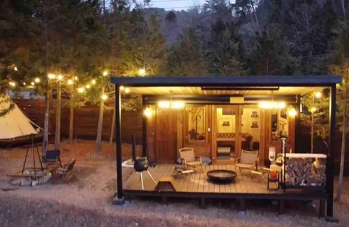 Higashihiroshima Location De VR | Completely private glamping with a woodfired bath / Higashihiroshima City Hiroshima