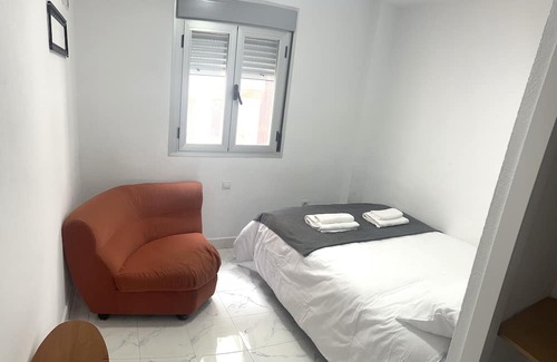 Bailen-Miraflores Copropriété | Apartamento Domingo