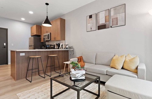 St. Anthony West Appartement | Coze 2BR with Gym & Free Street Parking by UMN
