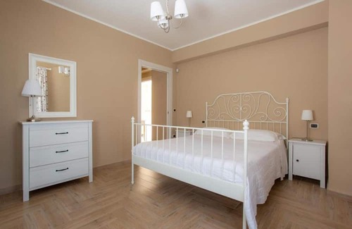 Caiazzo Villa | Villa "Santoro, Paradiso Verde" with Private Pool, Private Terraces & Wi-Fi