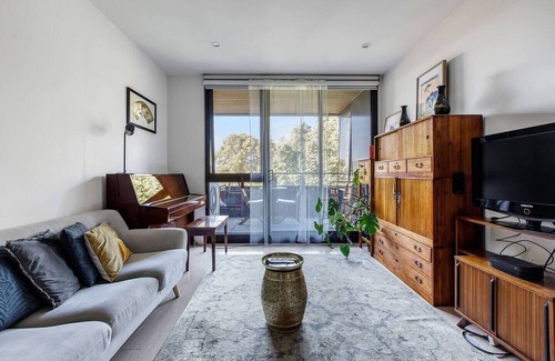 Brunswick East Appartement | Brunswick Serenade A Soulful Balcony Retreat