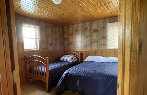 Pickerel Maison | Birch Point Lake House, Arbutus Lake, PickerelWi.