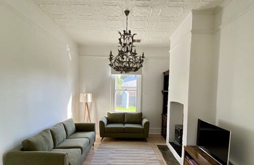 Seppeltsfield Maison | The Cottage at Seppeltsfield 2 bedroom cottage in the heart of Seppeltsfield