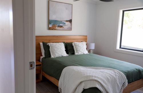 Monash Maison | The River Shack is located on the banks of the Stunning River Murray.