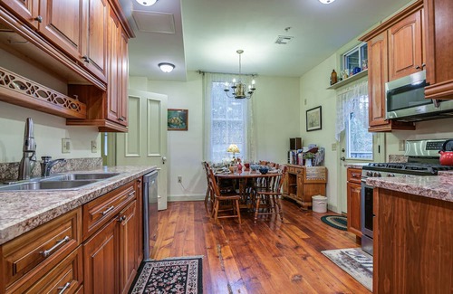 Middletown Maison | Middletown Getaway w/ Fire Pit & Multi-Level Deck!
