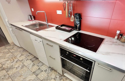 Galatsi Appartement | Comfortable and cosy apartment with plenty of space in Panorama forested hills