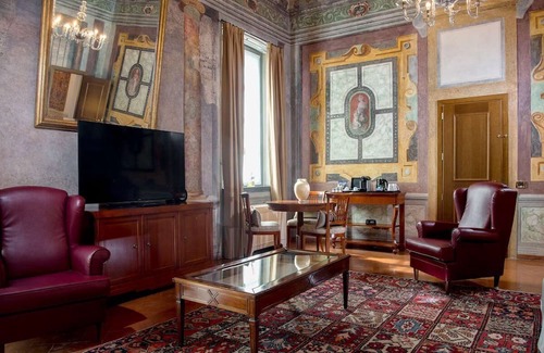 Rondo - Torretta Maison | Parkside 4-Star Splendor: Cycle Milan's Beauty, Welcome Paws, Prime Location!