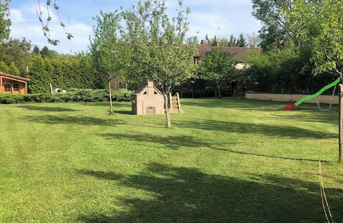Charcier Lit Et Petit-Déjeuner | Maison de Campagne Avec Grande Terrasse & Piscine Pour Passer un bon Week-end