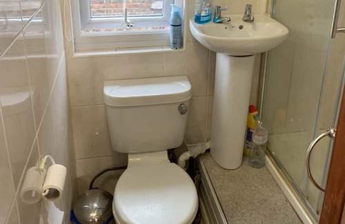 Edmonton Appartement | Cozy studio flat with separated bathroom in London