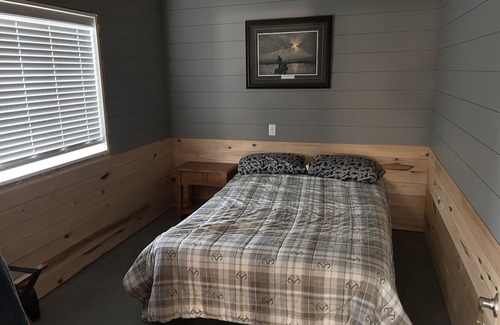 Williams Cabine | Large cabin with all new construction near Lake of the Woods.