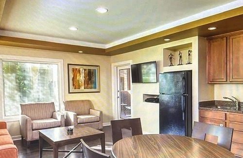 Paradise Valley Village Station Balnéaire | One Bedroom Suite in Orange Tree Resort