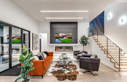 Piedmont Maison | The Cosmopolitan Lux at LLLRanch